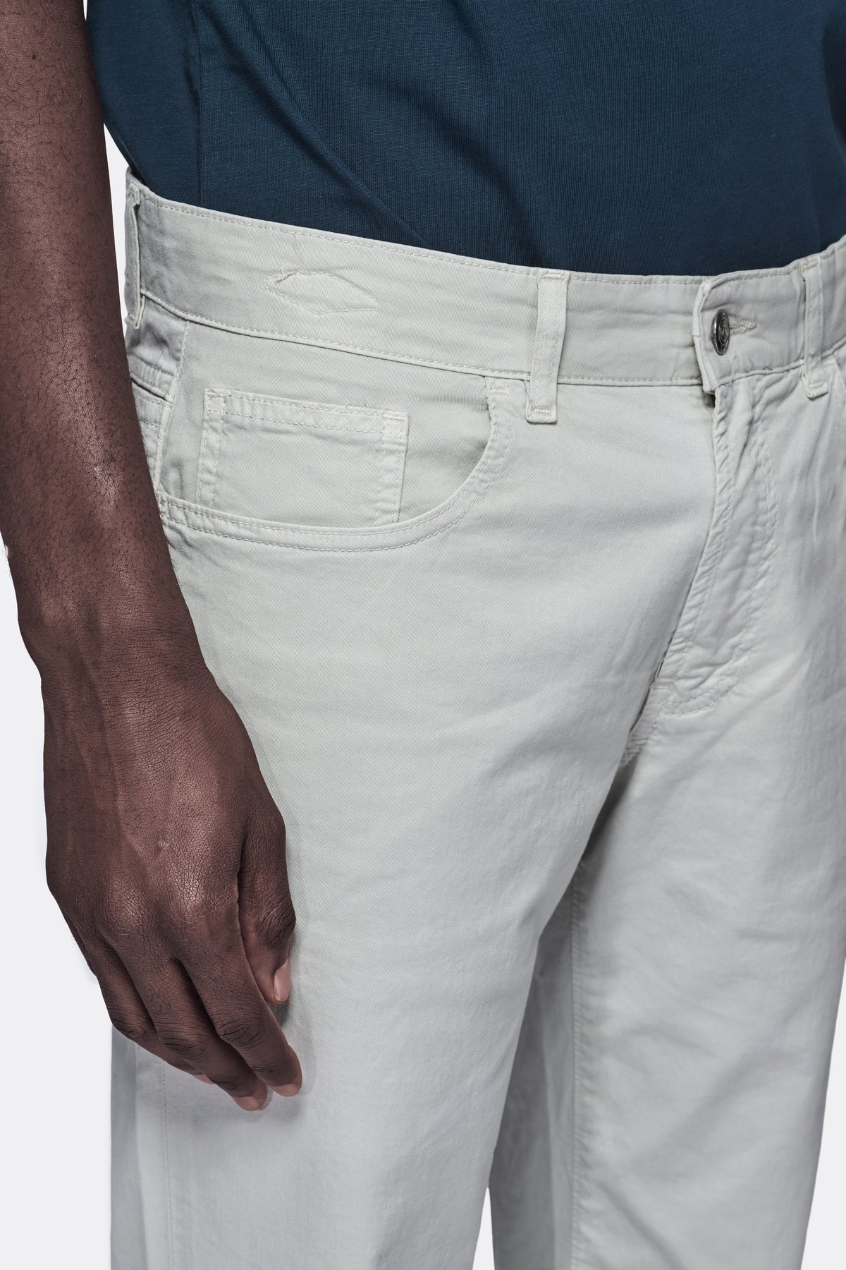 Femficksbyxor i gabardin