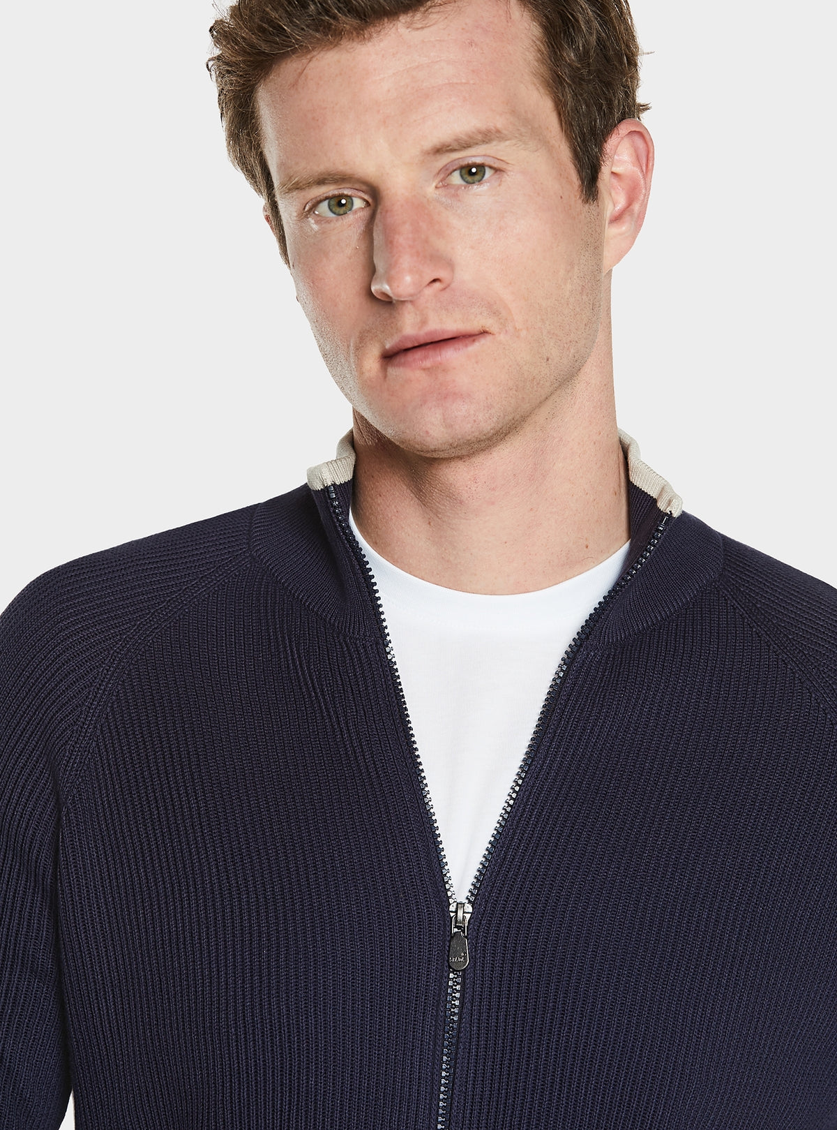Ribbstickad cardigan med dragkedja i 100 % bomull