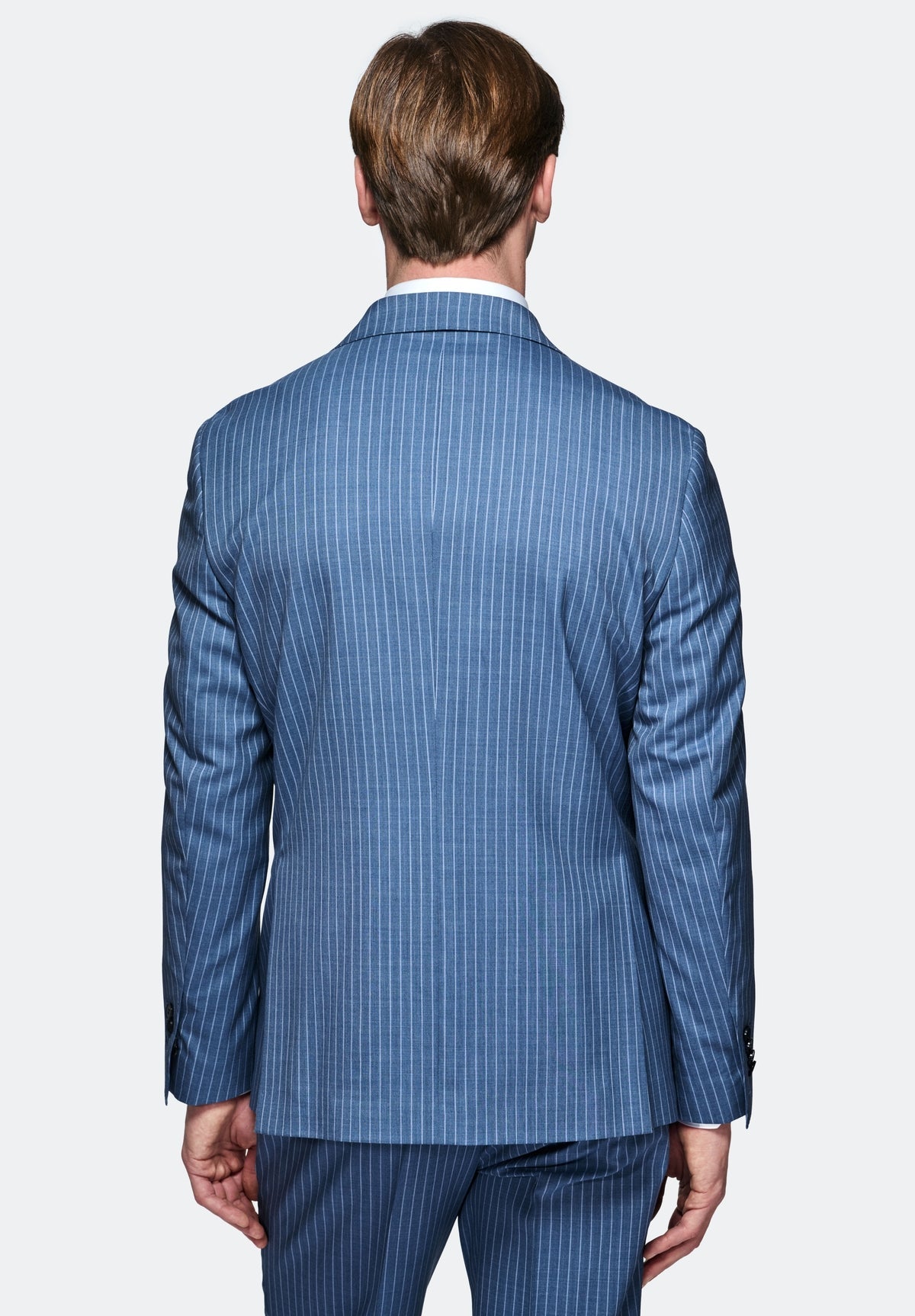 Azure Blue Kostym med Kritstrecksränder i 100 % Ull – Regular Fit