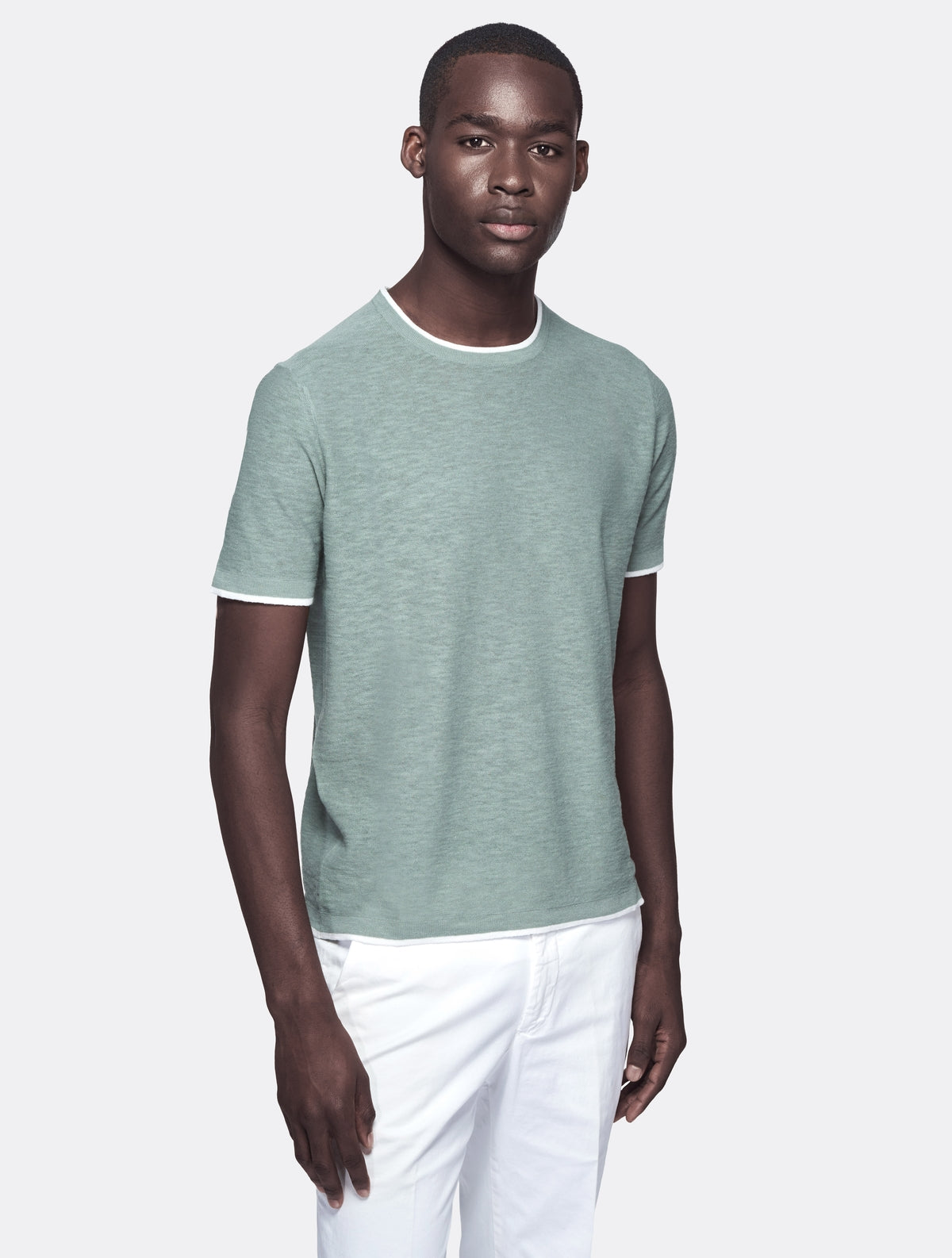 T-shirt i bomull och linne med kontrastdetaljer