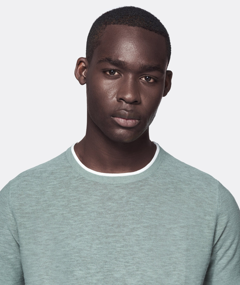 T-shirt i bomull och linne med kontrastdetaljer